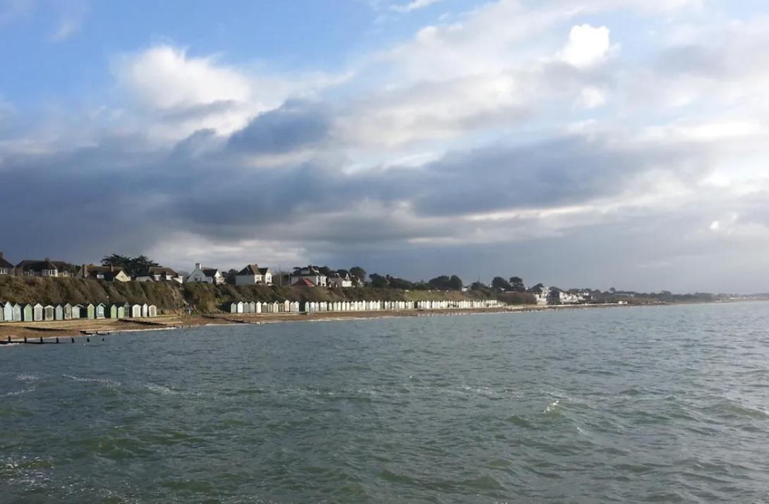 Solent Sea View Beach Cottage Hill Head Exterior photo