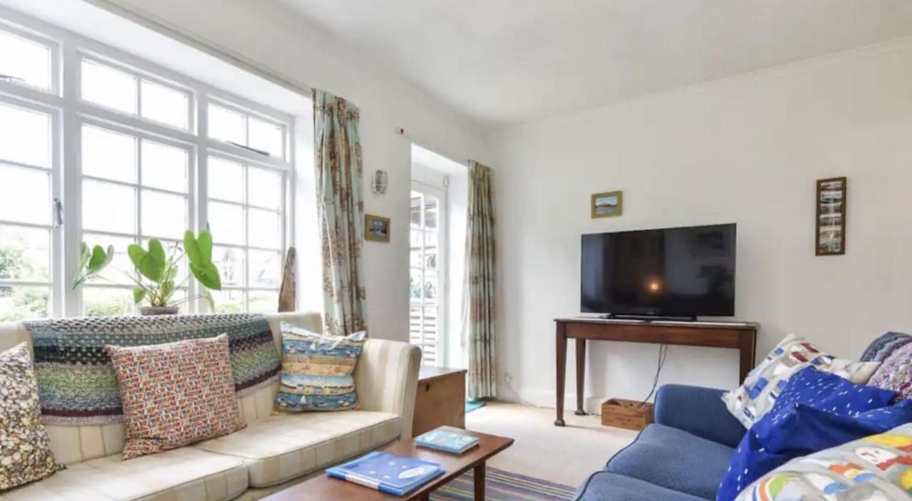 Solent Sea View Beach Cottage Hill Head Exterior photo